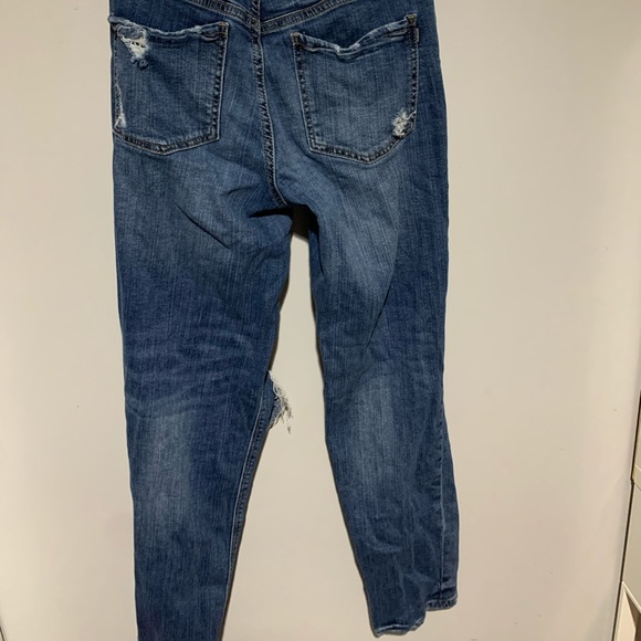 ripped boyfriend jean - Picture 3 of 3